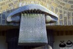 Organisch ornament, portiek 81-87 en 89-95
              <br/>
              Gert-Jan Lobbes, 2020